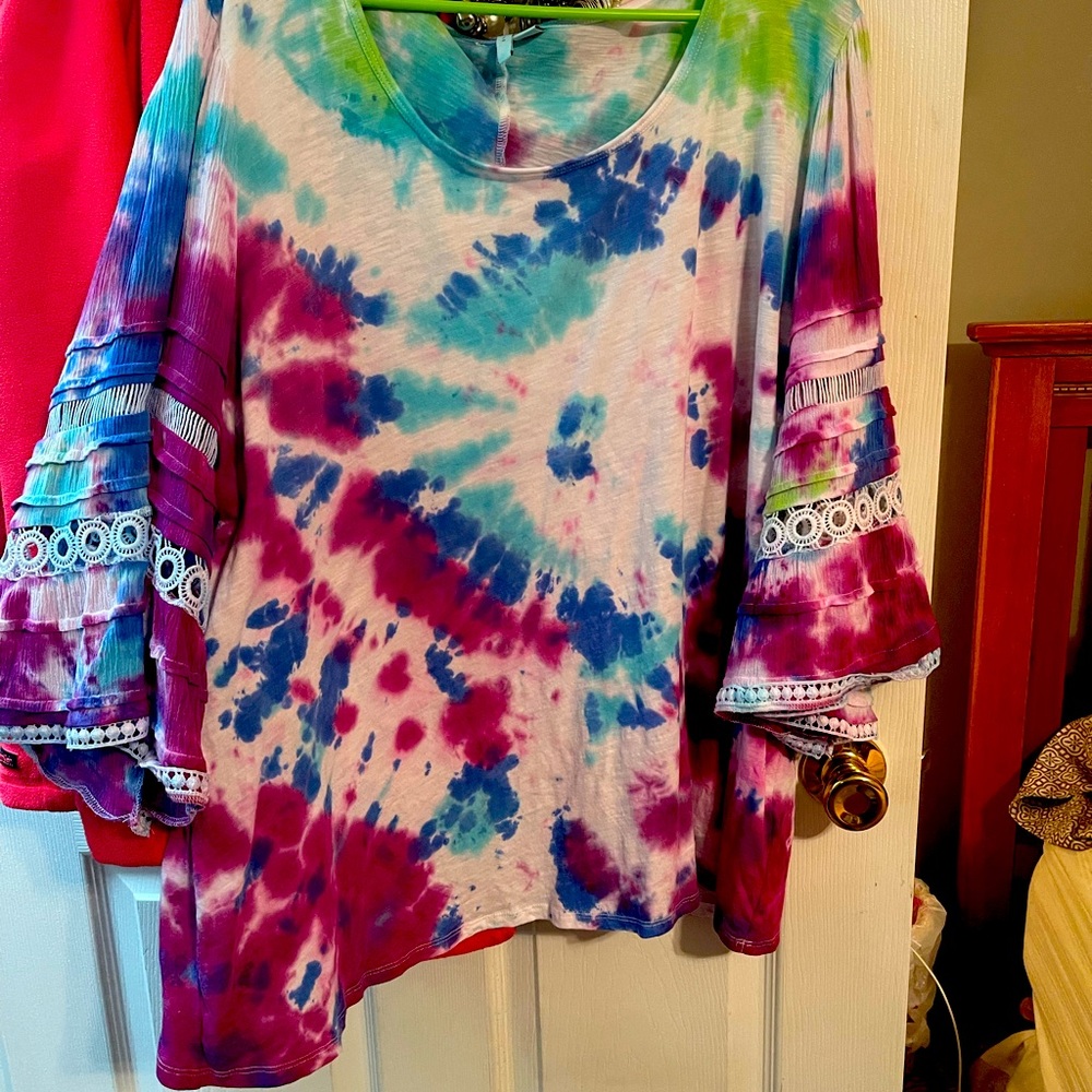 Organically dyed plus size top!!!